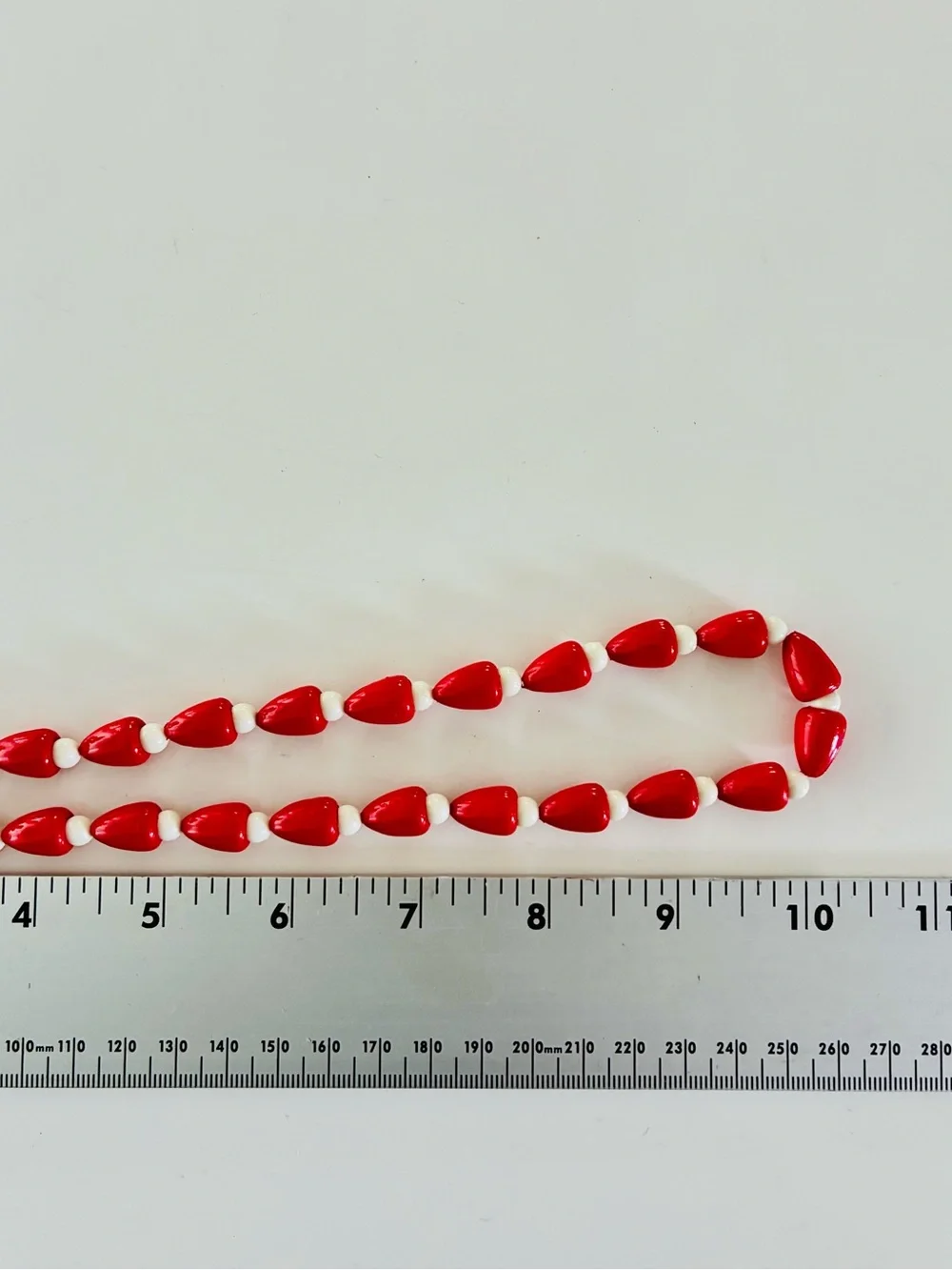 VTG Lucite Red and White Bead MCM Necklace - Retro Women’s Jewelry Lightweight